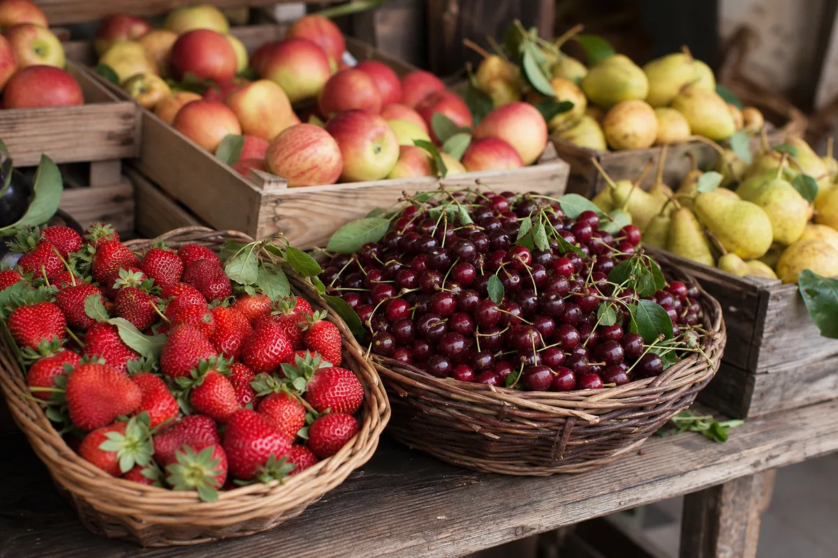 Pourquoi manger des fruits de saison : 5 raisons concrètes